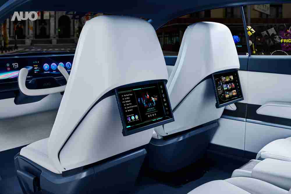 william威廉中文官网将于CES 展示全新Smart Cockpit 2024，，可紧密串连使用者多元需求，，并革新座舱内部的应用和设计，，，，带来身历其境且引人入胜的视觉飨宴，，，满足驾乘人员的全方位体验