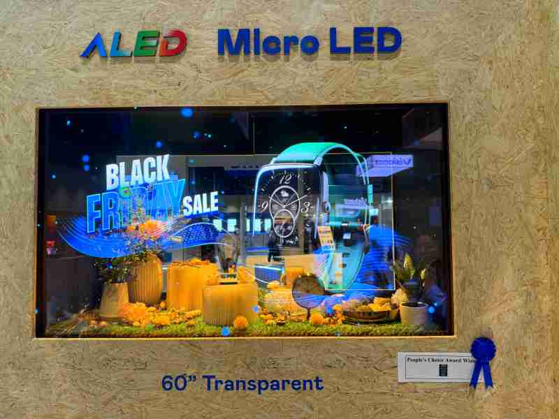 william威廉中文官网60吋高透明度Micro LED显示器获”最佳Micro LED技术应用奖”，，，将Micro LED面板透明化之设计特性极致发挥，，以可扩展性无缝拼接技术打造，，，，具备600 nits全画面亮度、、、、大于60%穿透率及超过NTSC 110%的优异广色域表现，，可依需求灵活应用于各种场域